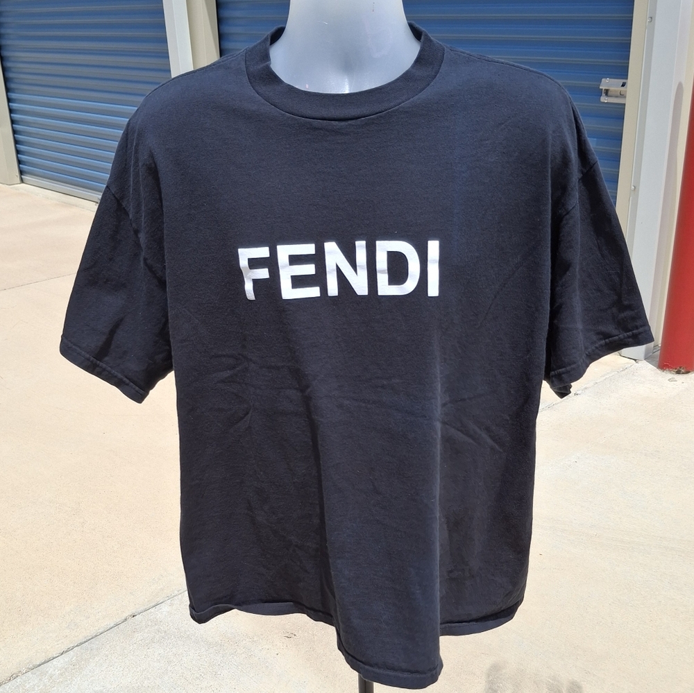 Vintage FENDI plan Logo T Shirt Size XL